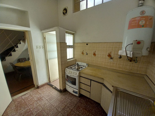 Venta Galpon Deposito Casa 5 Ambientes Mataderos