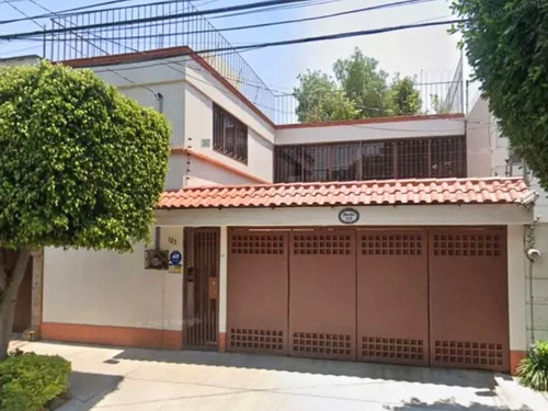 Casa En Venta Por Remate Bancario Morelos 123, Del Carmen, Ciudad De México, 