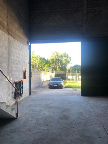 Local Galpon Deposito Sayago Venta Adolfo Rodríguez Y Garzón A Mts. De Los Accesos