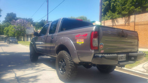 Nissan Frontier 2.8 D/c 4x4 Se 2005