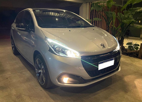Peugeot 208 1.6 Feline Tiptronic