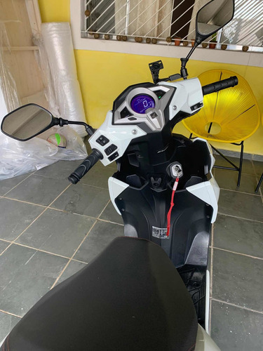Imagem 12 de 14 de Honda Elite 125