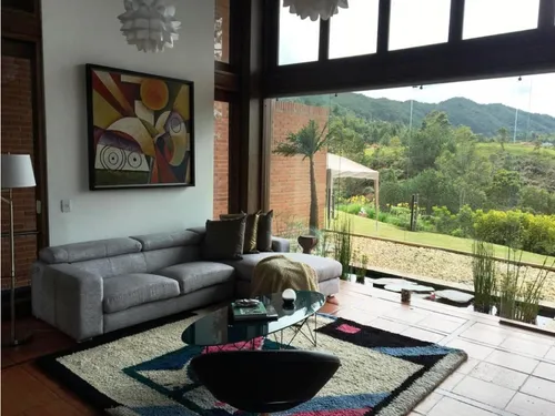 Casa De 2 Niveles En Parcelación, Vía El Escobero