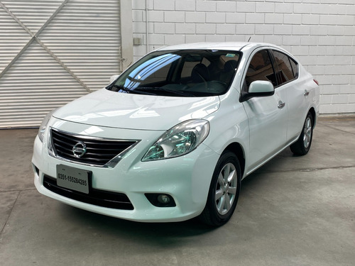 Nissan Versa 1.6 Exclusive At