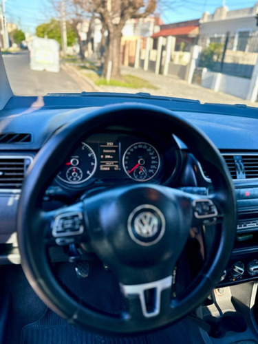 Volkswagen Suran 1.6 Highline 11d Cuero