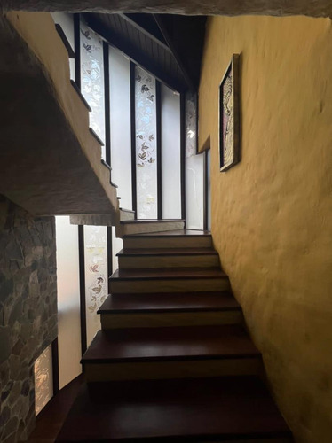 Imagen 10 de 20 de Se Vende Exclusiva Casa En Valle Arriba. Zp