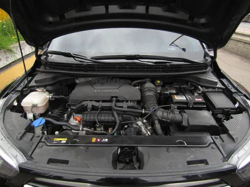 Kia Stonic 1.0 Zenith Hybrid MT