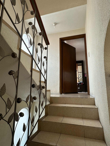 ¡casa En Venta En Condominio A Una Calle De Tollocan Y 5 Minutos De Town Square!