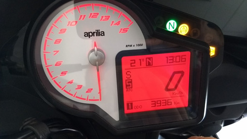 Imagen 3 de 9 de Aprilia Touno V4 1100 Rr