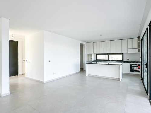 Venta Casa A La Laguna - Barrio Santa Ana Tigre