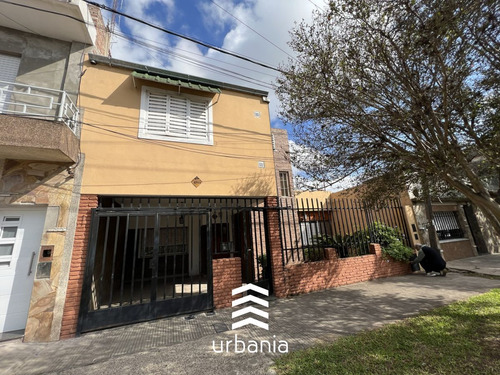 Venta Casa 3 Dormitorios Pileta  Parrilla Cochera