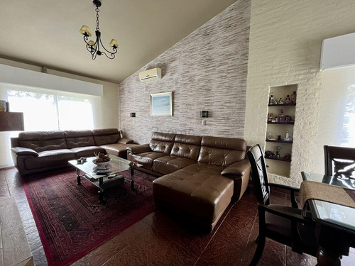 Venta Chacra Atlántida - 4 Dormitorios Y 3 Baños