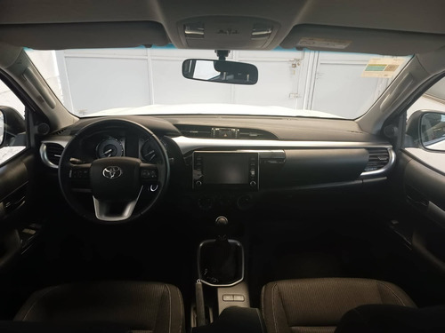 Imagen 7 de 8 de Toyota Hilux