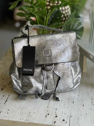 Mochila plateada prune best sale