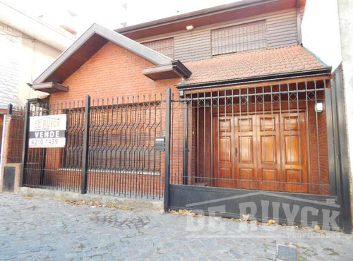 Chalet En Venta En Quilmes Residencial