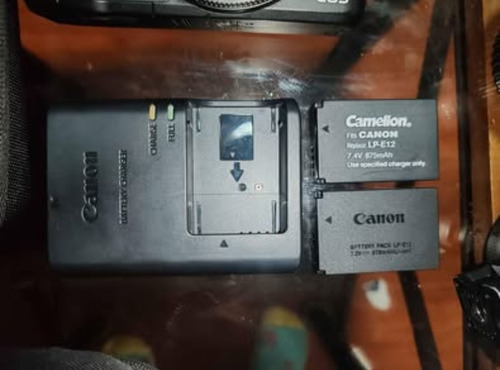 Canon Eos M50 Mark Ii +2 Lentes+accesorios (Usado)