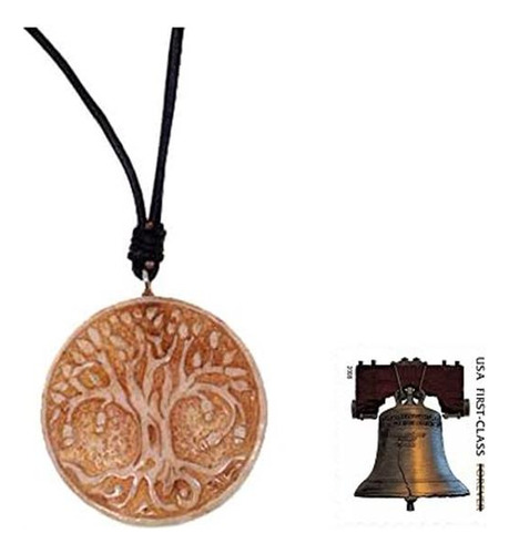 Novica Collar Con Colgante De Hueso Hecho A Mano Artesanal C