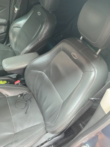 Chevrolet Onix 1.0 Seleção 5p