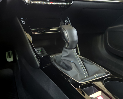 Peugeot 2008 1.0T Gt