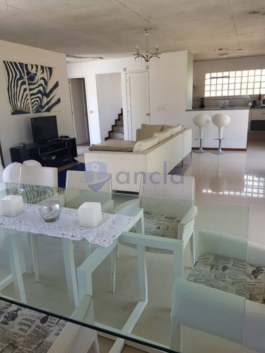 Punta Del Este, Zona Rincon Del Indio- Ref: 997