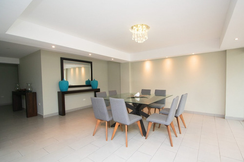 Apartamento En Alquiler Hubicado En La Julia, Santo Domingo