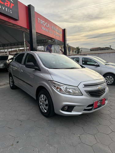 Chevrolet Onix ONIX HATCH LT 1.0 8V FlexPower 5p Mec.