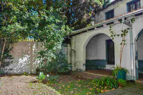 Casa En Venta Adrogue-ideal Inversor-lote 870 M2
