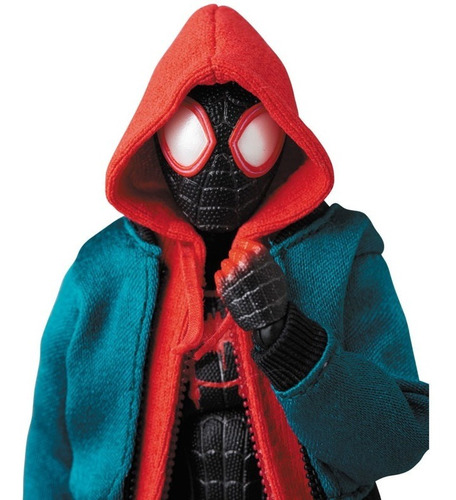 Mafex Spiderman Spider-man Into The Spiderverse