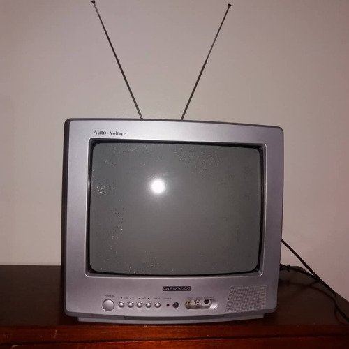 Tv A Color Daewoo 14inch  Conección Audio/video/antena  