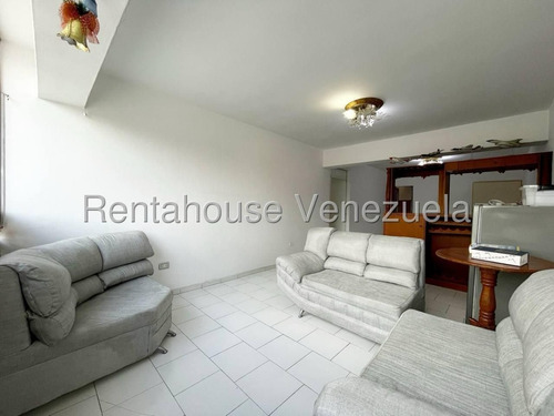 Excelente Apartamento En Venta En San Agustín Cerca De Maracay Excelente Zona Amplio Cómodo Y Seguros Nela 25-9386