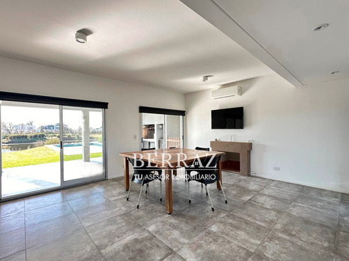 Casa Venta 4 Ambientes A La Laguna San Francisco Villanueva Lote De 850 M2