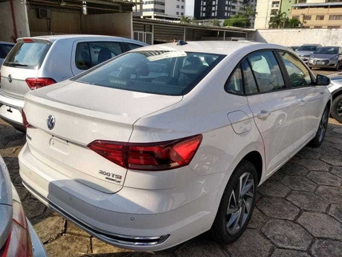 Volkswagen Virtus High