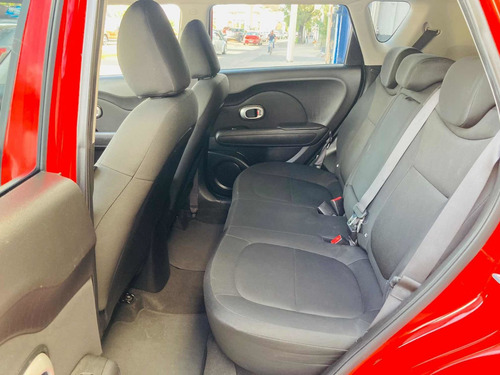 Imagen 12 de 15 de Kia Soul 1.6 Lx Mt 2019