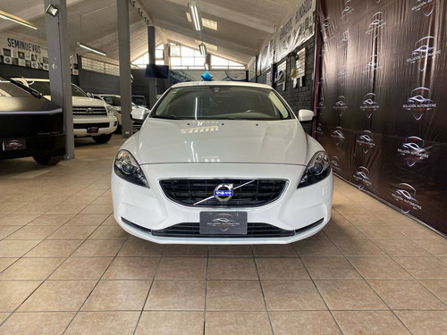 Volvo V40 Momentum Ta 2015