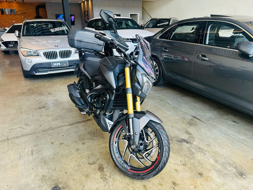 Bajaj Dominar Gasolina Manual