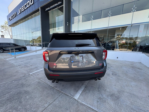 Ford Explorar St