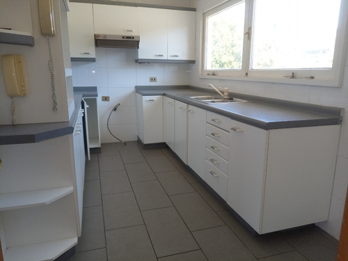 Oportunidad Gran Casa En Santo Domingo, Bajo Precio Tasación