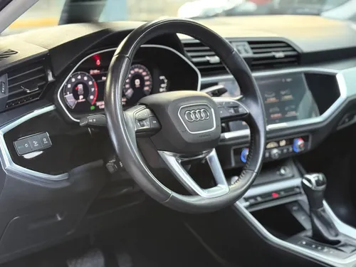 Audi Q3 Select 2020