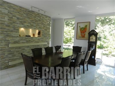 Imagen 16 de 30 de Casa En Venta De 5 Dormitorios En Colina