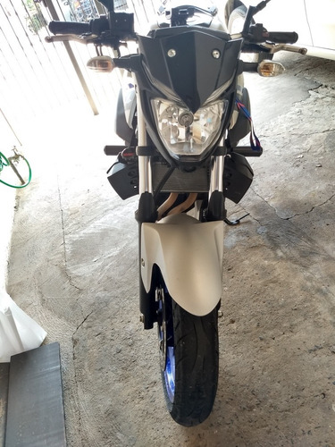 Imagem 4 de 5 de Yamaha Mt 03