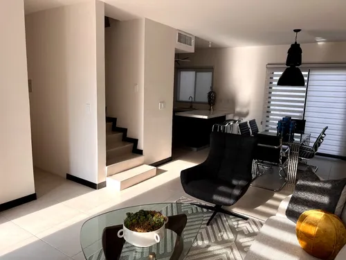Casa En Venta En Nogalera Residencial, Gomez Palacio