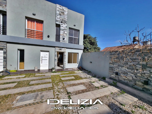 Venta De Duplex En Ituzaingo Norte