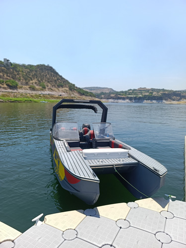 Embarcación Catamarán 20 Pies 2 Motores