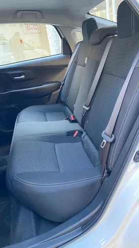 Toyota Yaris Sedan E 2025