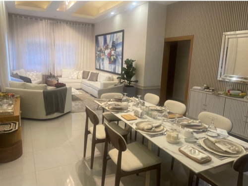 Naco - Apartamento En Venta Vacio Y En Alquiler Amuebaldo - 3 Habitaciones 3.5 Baños - Hermosa Area Social Con Piscina - Lobby Tipo Hotel - Area Infantil - Gym - Terreza - Salon De Actividades