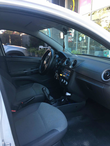 Volkswagen Gol 1.6 I Power 701 2011