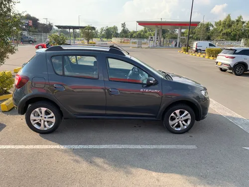Renault Stepway 1.6 Expression / Zen