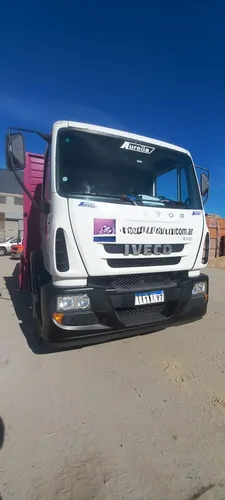 Camion Usado Ivecto Tector 170e28 + Caja Carga Homologada