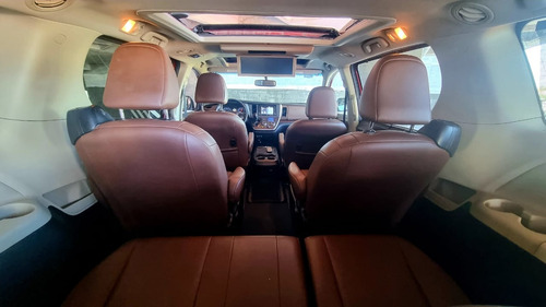 Toyota Sienna 3.5 Limited At