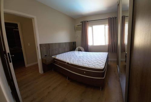 Imagem 9 de 24 de Casa 5 Dormitórios, 300 M² Por R$ 790.000 - Estreito - Florianópolis/sc - Ca0019